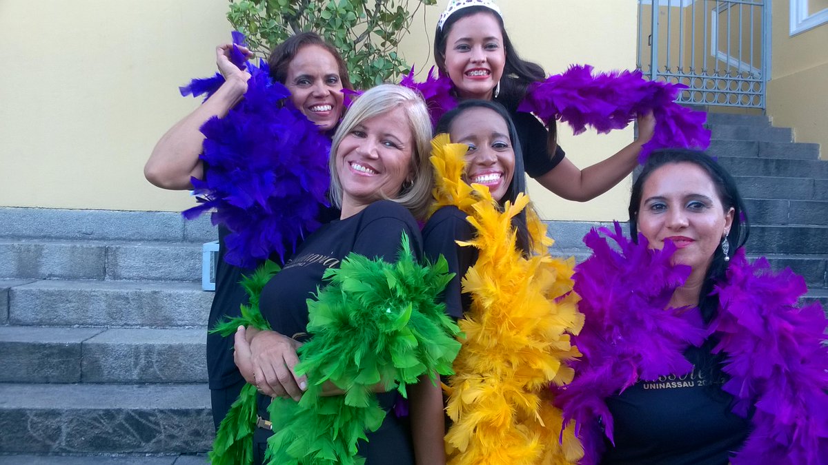 Amigas lindas! (@ Residencial Amorim) swarmapp.com/c/8jOJbwh1nU6