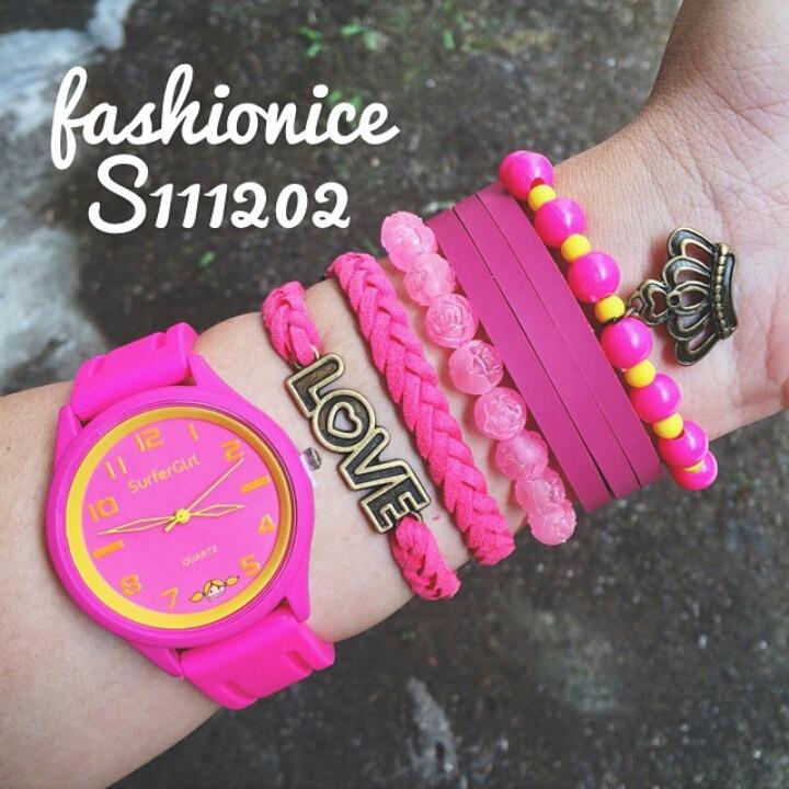 shellshop1's tweet image. Berapa kak ? Ready ga"@socklicious: *pingsan* "@luluhusnaa: @socklicious @Hers_Bag haeee~ 😘😘😘 http://t.co/8GiOimLksX""