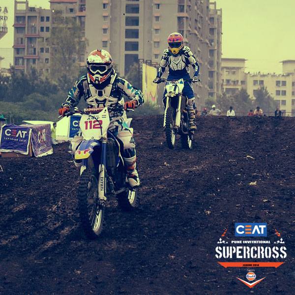 CEATtyres's tweet photo. The pits where the magic happened! #CEATSupercross http://t.co/SoVr3JMCjJ