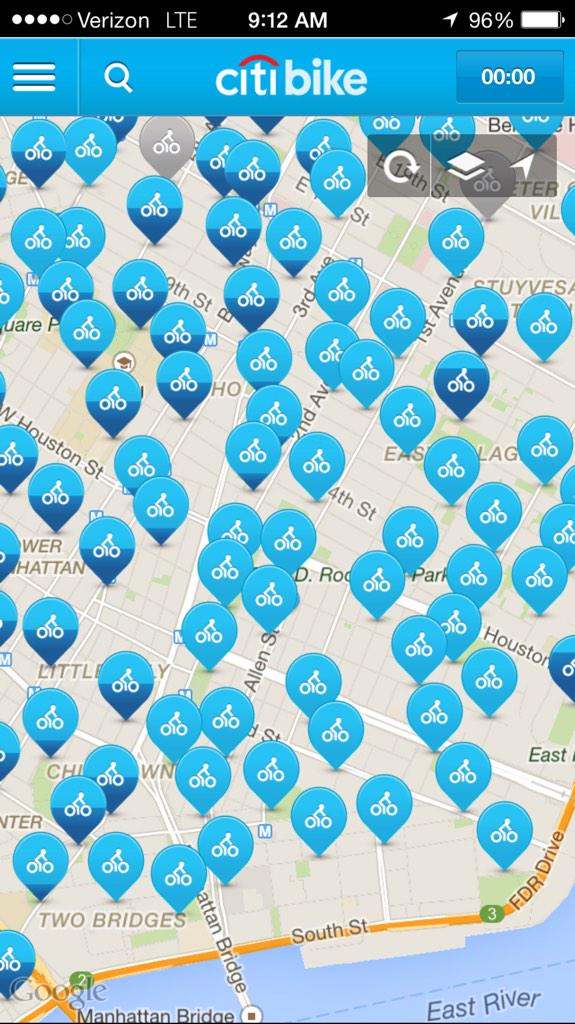 k_sayet's tweet photo. Hey @CitiBikeNYC 

No love for the Lower East Side?

C'mon man! http://t.co/i9WunE1z3e
