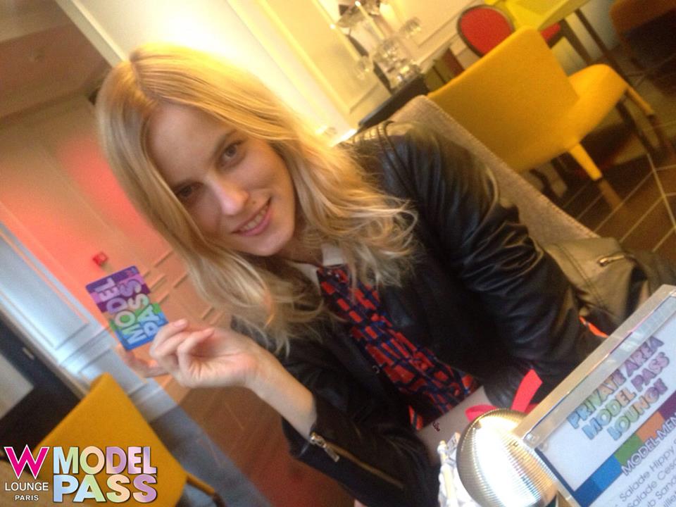 ModelPassParis's tweet photo. Like our beautiful #ModelPass member get your card and enjoy numerous #privileges! That easy... http://t.co/i2TvFZPSW3