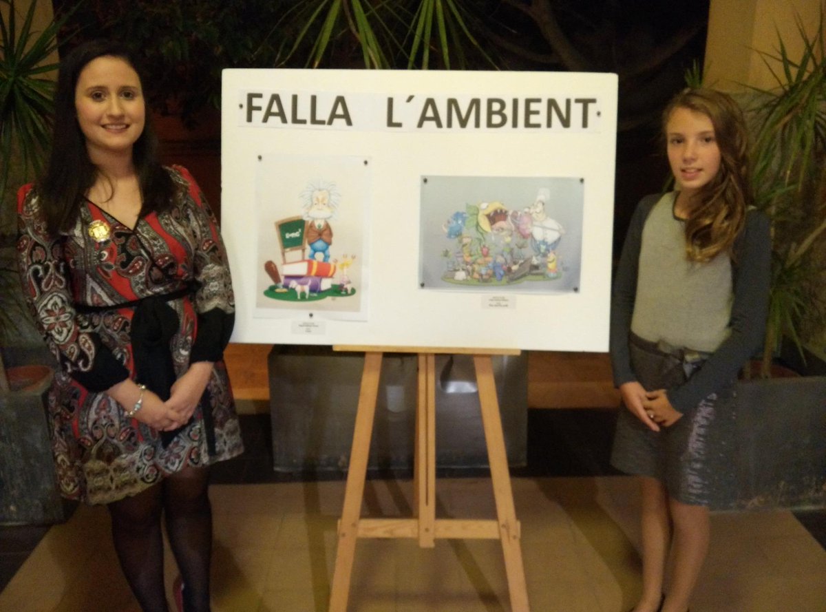 FallesValldUixo's tweet photo. Esbós Falla L'Ambient. Lema: Invents. Artista faller: Miguel Ballester García. http://t.co/O48Y5leOSx