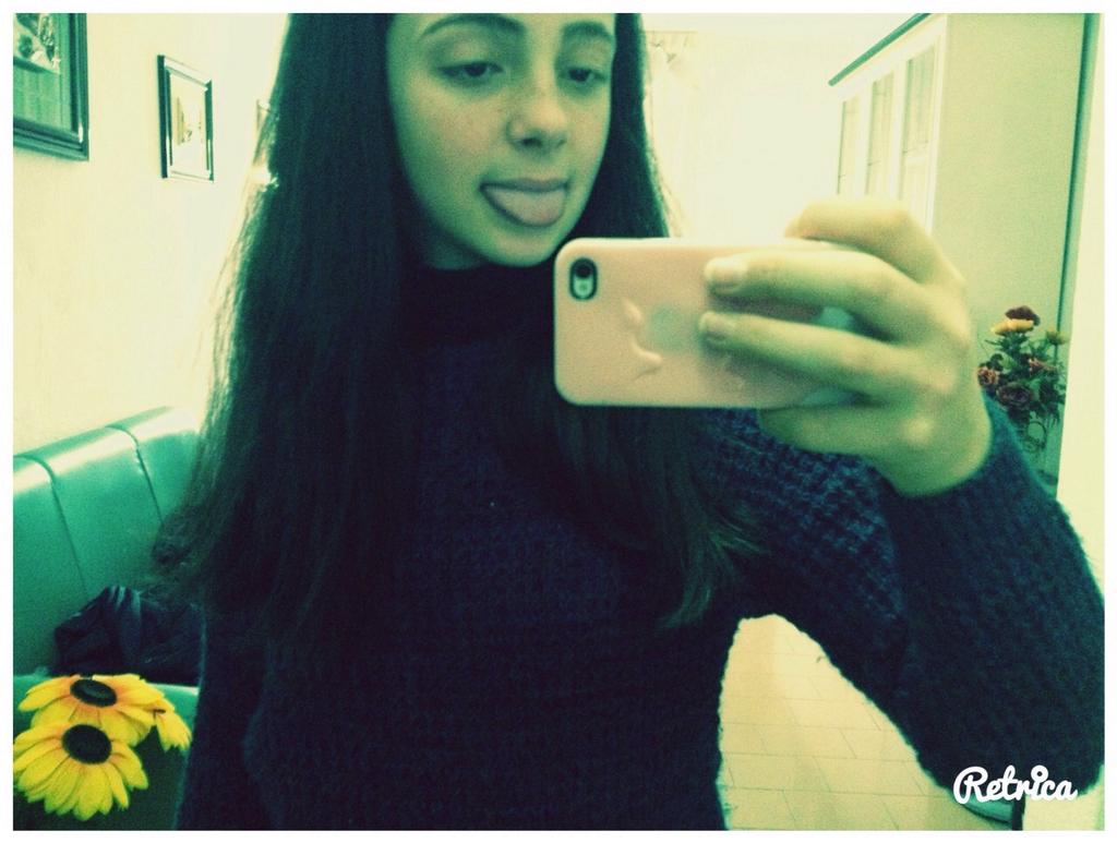 351Nency's tweet photo. Good morning ❤❤✌💀😝😃 http://t.co/FLvrbIF8Ay