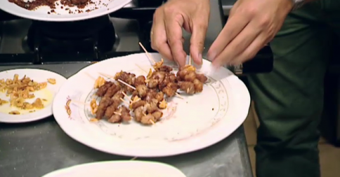 TapasyBarras's tweet photo. La receta del 'Satorre': las lechecillas http://t.co/mQbbBGMPAM http://t.co/qyD0xM3EsZ