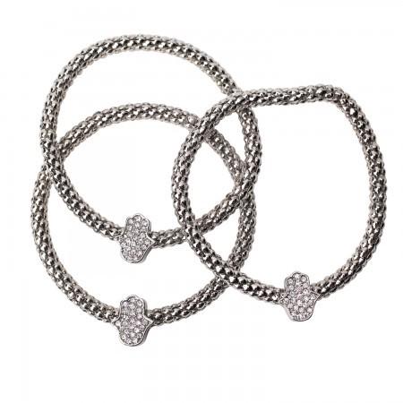 EndofRetail's tweet photo. Get these Hamsa bracelets all for only $7! http://t.co/b9C2D6AQ9T #hamsa #gems http://t.co/cj2vzXasML