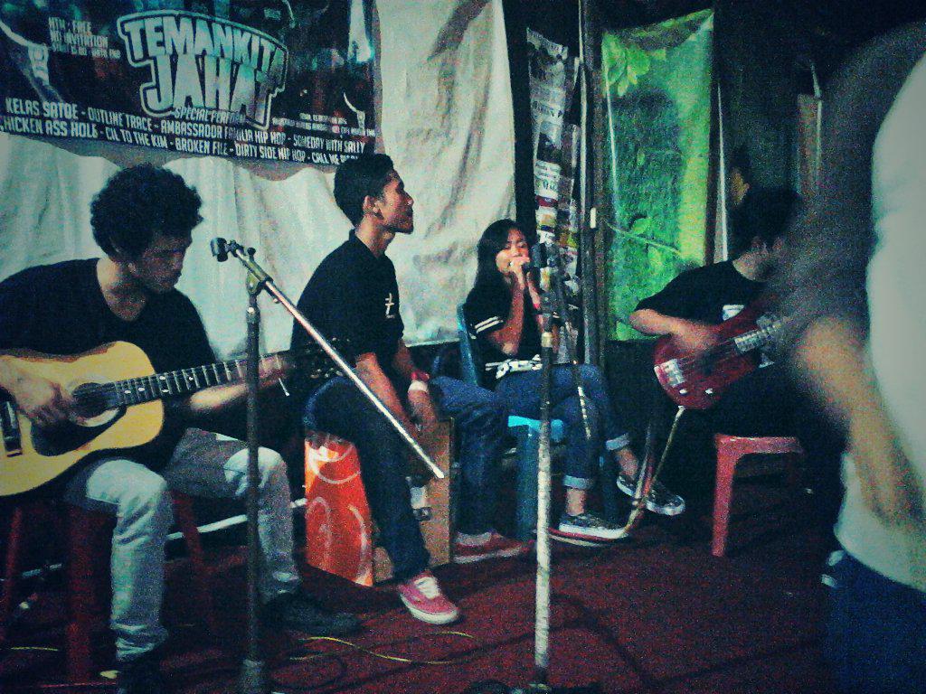 الاخصائيه اماني tweet media