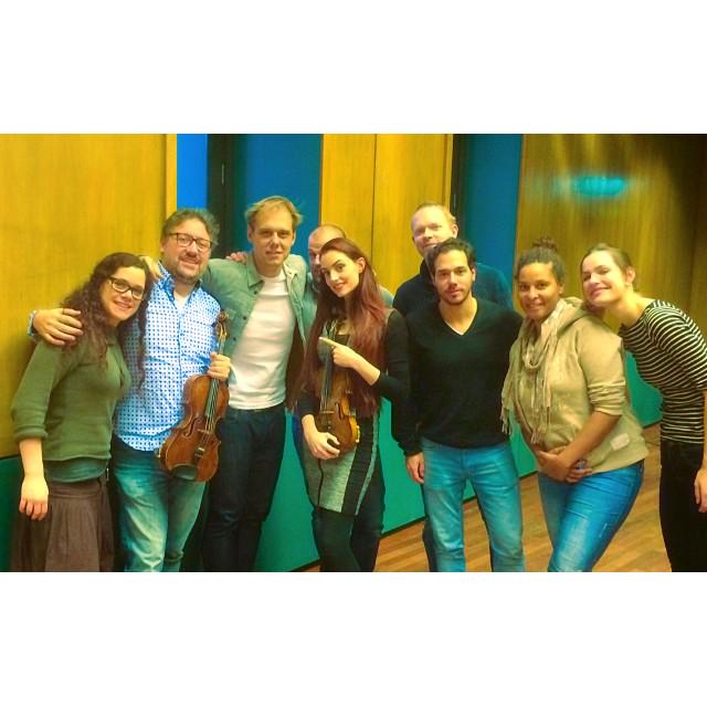 EstoriaMusic's tweet photo. Did recordings for #arminvanbuuren his new album! 🎉👌😎🎻 http://t.co/C0YWch4lD9