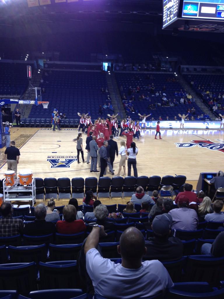 arkansasroadhog's tweet photo. @CoachJimmyDykes, @RazorbackWBB grabbed 47 total rebounds against Tulsa yesterday! WOW! #goodpositioning #Hoggresive! http://t.co/mgTkqqcJD2