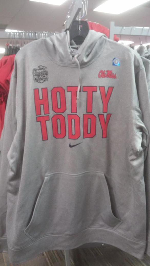 RebelLockerRoom's tweet photo. New Nike Peach Bowl hats n hoodies! #Hottytoddy #olemissfb #peachbowl #RebelShop http://t.co/S2iqo8q1ZV