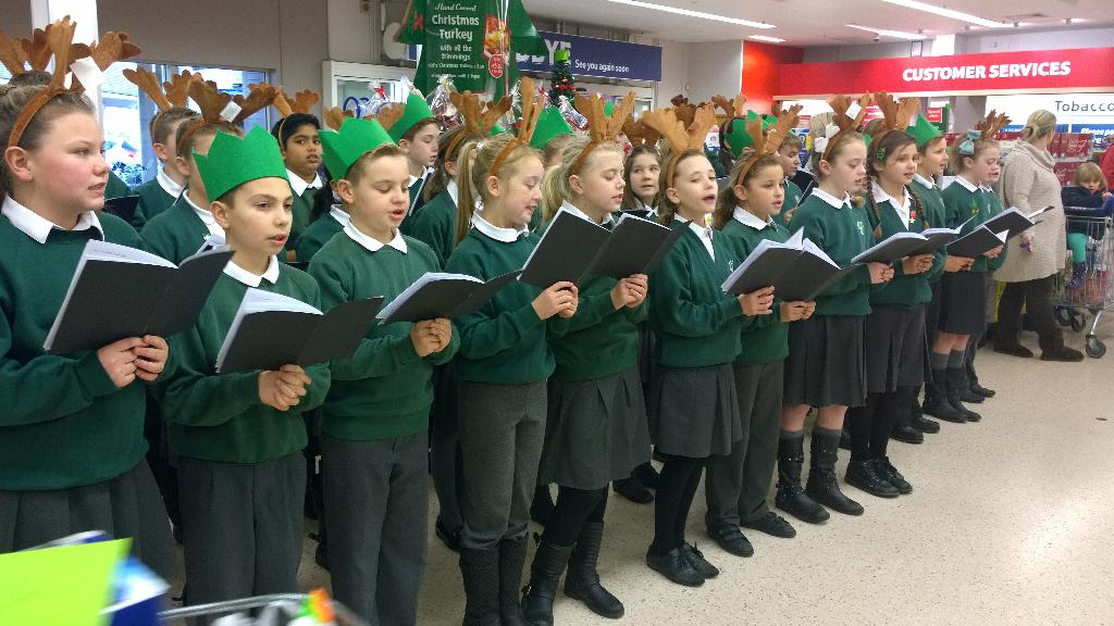 Steve Lewis tweet media