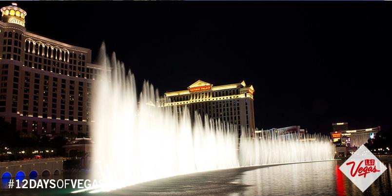 Vegas's tweet photo. Ten fountains dancing @Bellagio #12DaysofVegas http://t.co/Oo3ak43FZj