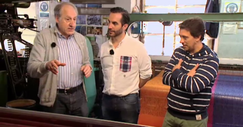 TapasyBarras's tweet photo. El artesano Ángel Valgañón explica el proceso de las mantas de mohair http://t.co/7eeKBM8ooL http://t.co/6fddFTKQTU