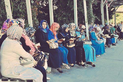 bayburtkalesi69's tweet photo. Bu örgütün silahları çok güçlü
1- Kuran-ı Kerîm
2- Cevşen
3- Dua..

Gel de karşı koy bakaym.

http://t.co/jaPxKzllS2

#WholsGulen