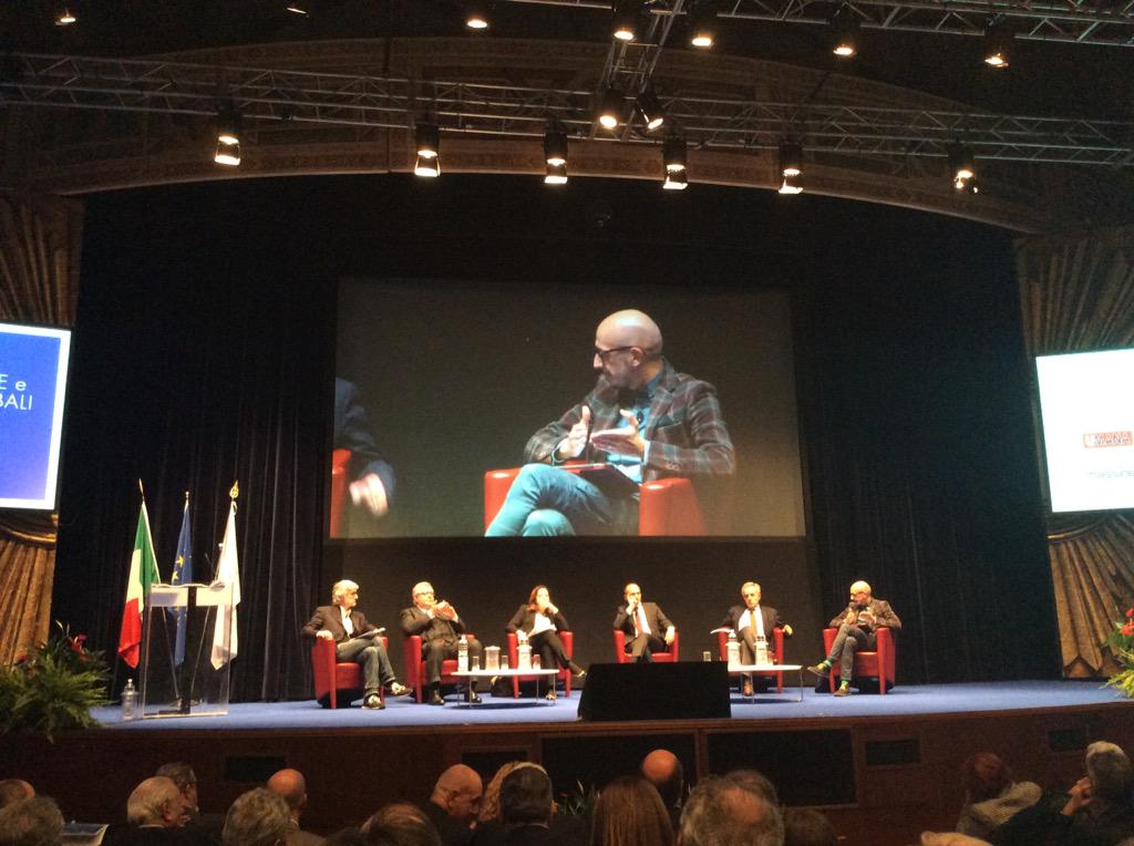 FedZac's tweet photo. #Confindustria #Umbria @GreenTalesSRL rinascimento industriale con #3dprinting e #additive #Manufacturing http://t.co/JwhZ46zAgk