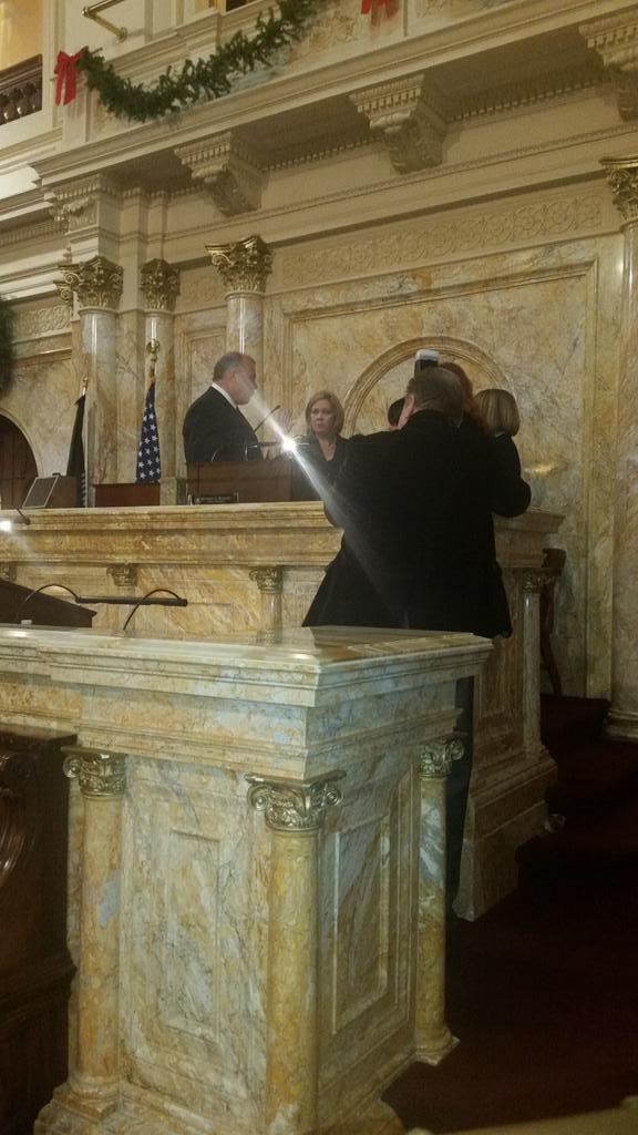 Congrats Nisa Cruz Pérez. New senator from the 5th LD. And another great Latina. Welcome back to Trenton!