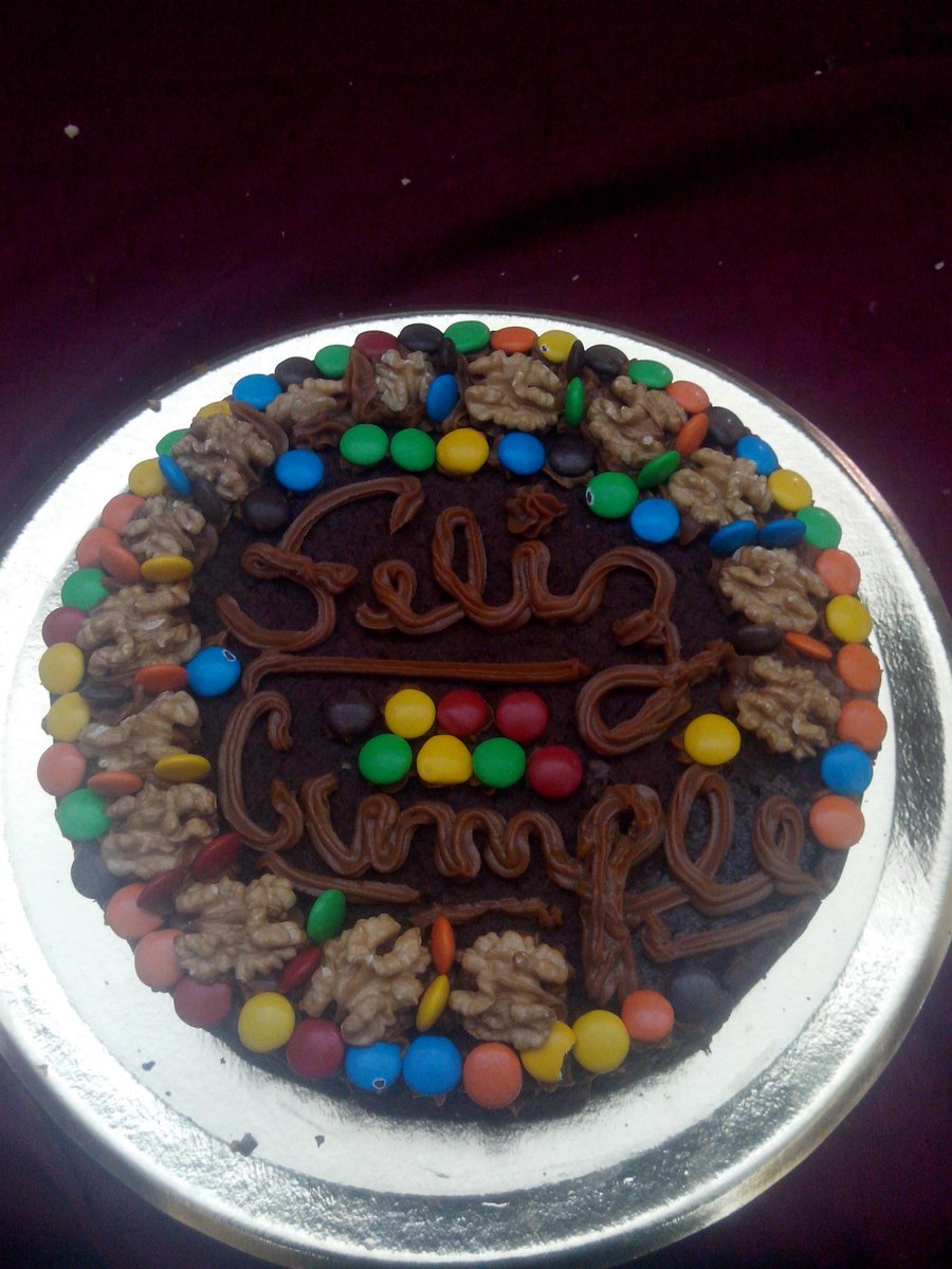 11_juani's tweet photo. Torta para el cumple de facu. Les va o que dicen?  #ChefNegro http://t.co/eY5Q9mAXWw