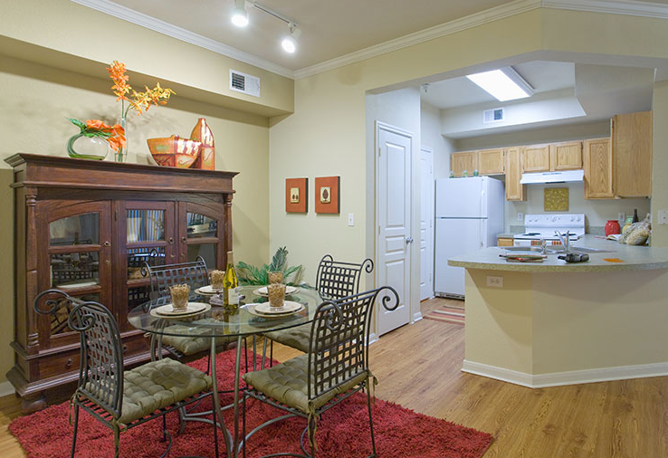 #AustinMoveInSpecial
$500 Off 1st Months Rent on Fully Upgraded Apts
#AustinApts
*Ltd ⏰ Offer/Restrictions May Apply