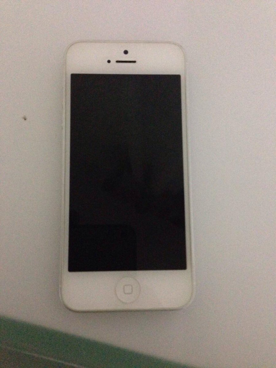 313_diego's tweet photo. Vendo "Vendo Iphone 5 16 Gb Libre" en #wallapop http://t.co/uPT2AOPIrb http://t.co/Xa30bR2YCx