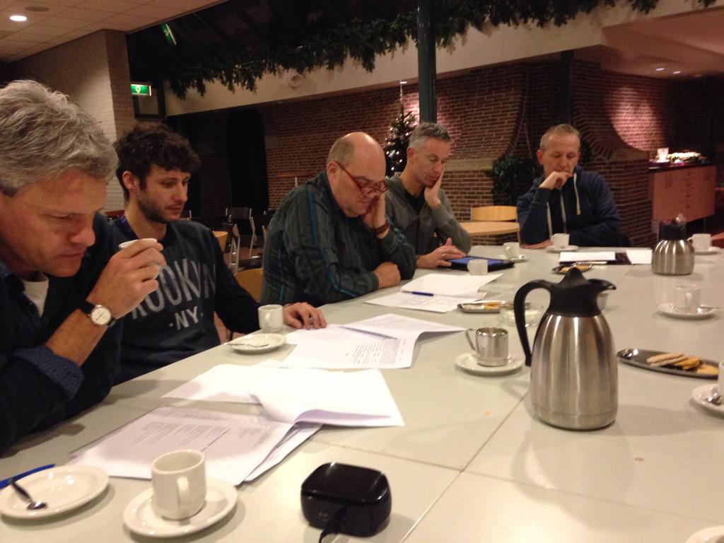 deKunstGreep's tweet photo. De Passion Oostzaan 2015 krijgt vorm http://t.co/BmzIqYIKHJ