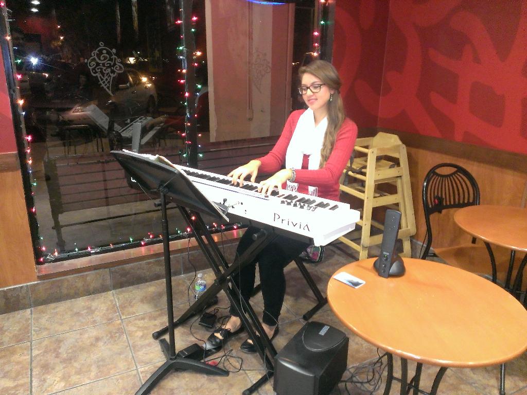Free holiday music at Cold Stone by Melissa. Great sounds.