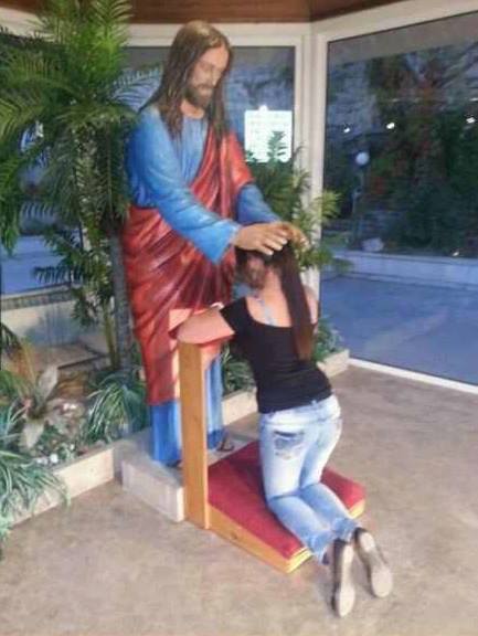JesusTwitering's tweet photo. I told her only a blowjob would get her into heaven LOL http://t.co/hj0q4qKC5k
