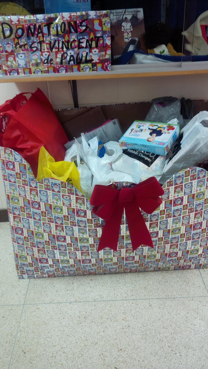 GlenSt1's tweet photo. A great BIG thank you for the generous donations from the Glen Street Community for St. Vincent Paul. http://t.co/tupQlSifO5