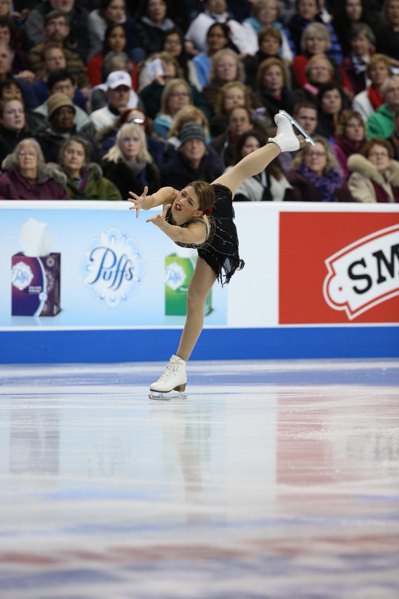 GSOWinterfest's tweet photo. Skate for FREE on Wed. 12/17 from 4-5:45 pm with 2015 @USFigureSkating competitor @SammiCesario at #GSOWinterfest! http://t.co/QG0rNS2dyu
