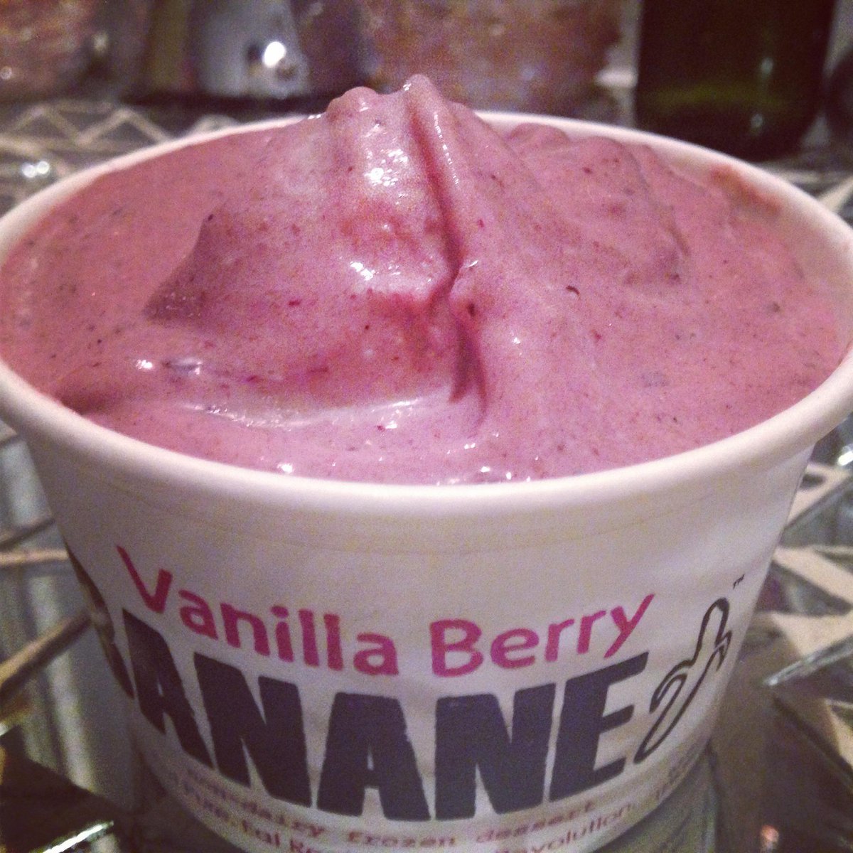 CaSaIceCream's tweet photo. Organic Pure Ice cream. #nongmo #vegan #plantbased #refuel NY-based BANANE! http://t.co/Xg72uFpvbI Candy from nature. http://t.co/T2RknWSx9L