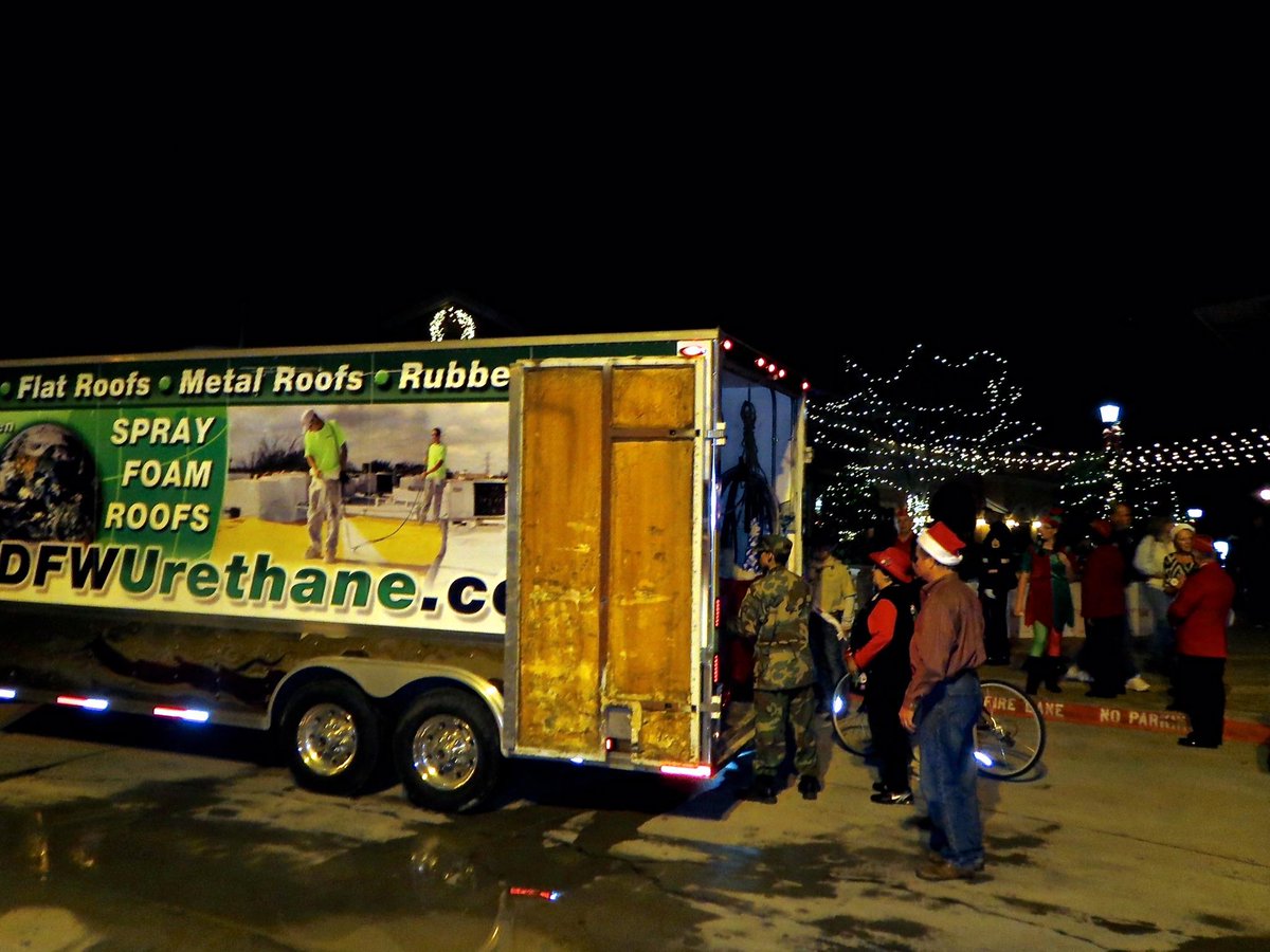 dfwurethane's tweet photo. It was an honor to support and be a part of @USMC's annual @ToysForTots_USA in @CityofRockwall at The Harbor. http://t.co/mCjUH1ECRJ
