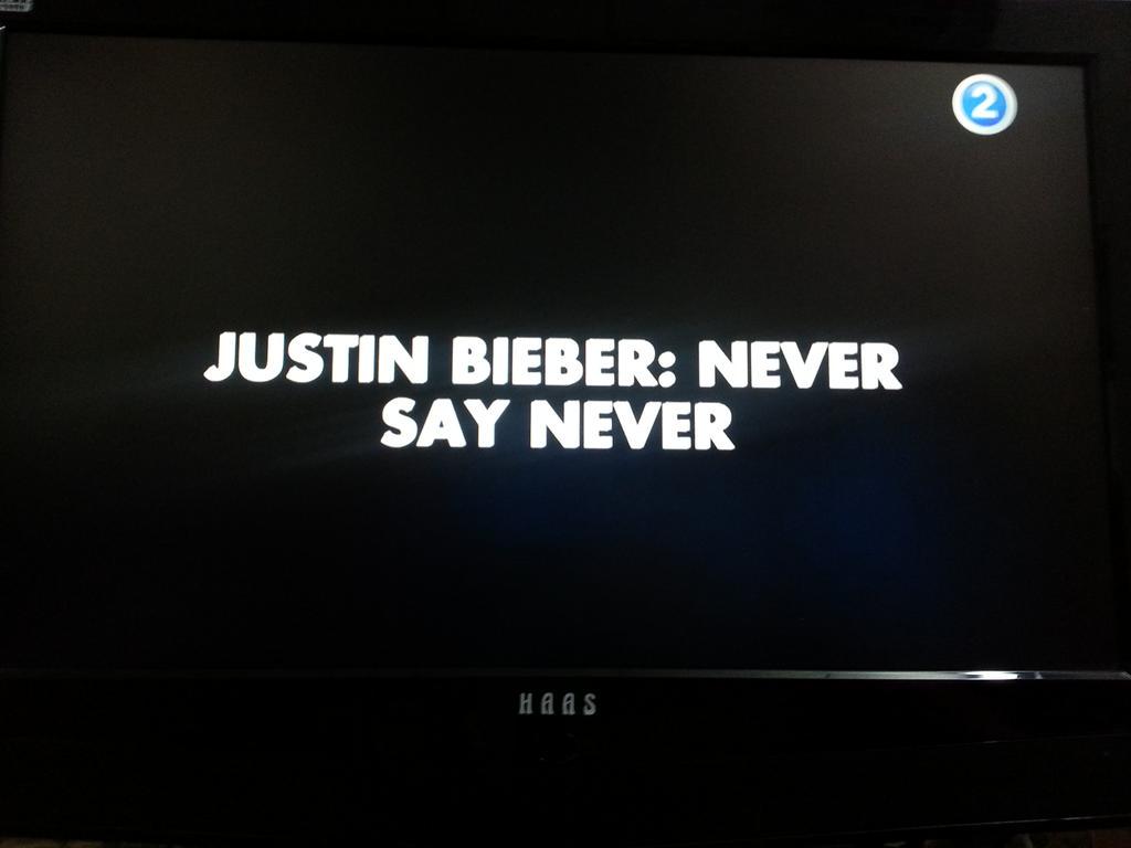 MCCANNGIRLL's tweet photo. RT if you are watching #neversaynever #neversin mbc 2 #MTVStars Justin Bieber http://t.co/swShpOHQFi