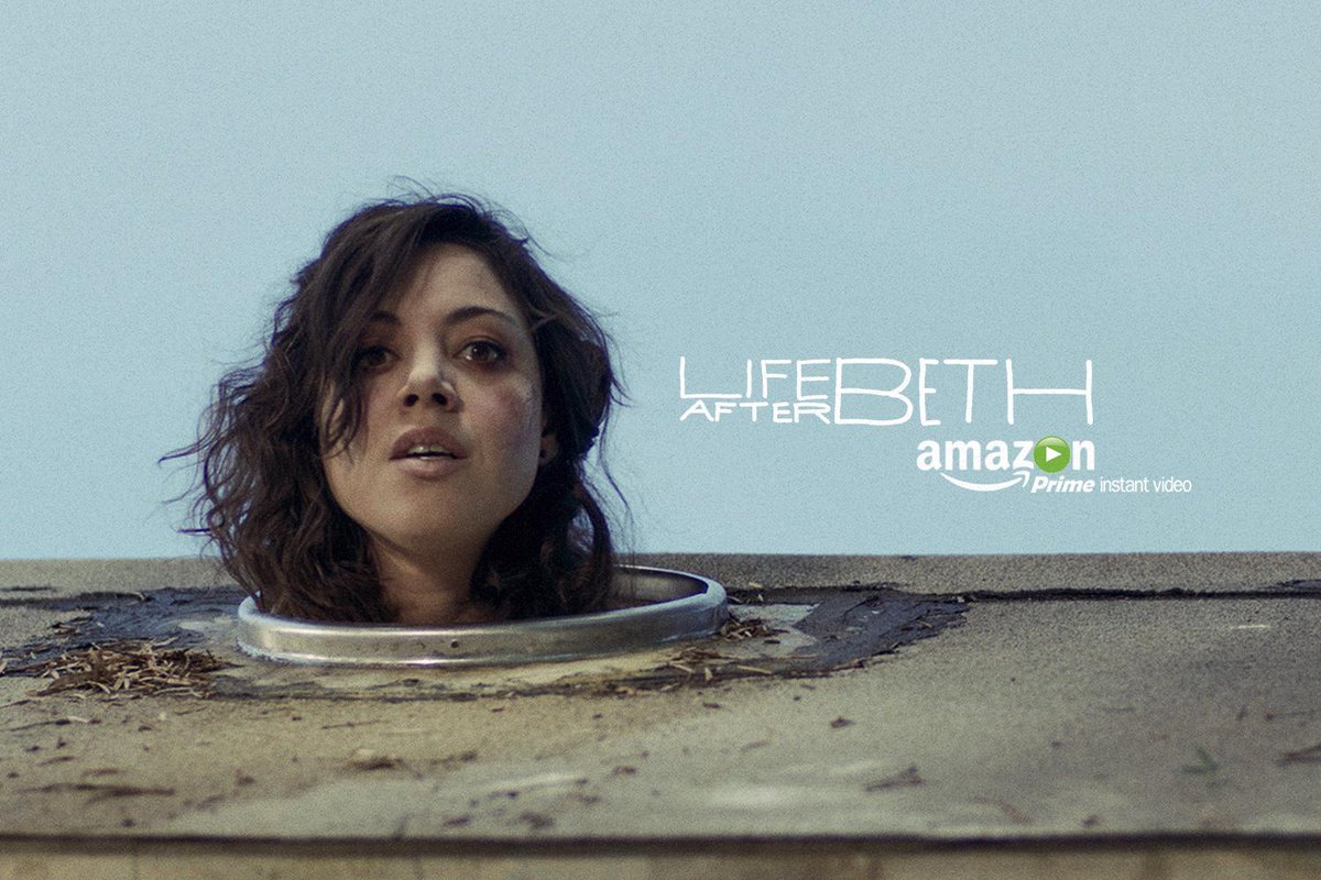 lifeaftrbeth's tweet photo. Did you miss me? Now on @AmazonVideo: http://t.co/YxdeGEqeCM http://t.co/nlqHVvfqnC