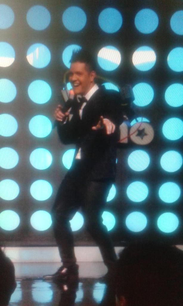 clandrade79's tweet photo. “@flunal: Gran presentador de #GranFinalYMLL3 @clandrade79 @gabydiazaragon @Dan_SXH http://t.co/uAbkBc7bbi” /GRACIAS UN ABRAZO
