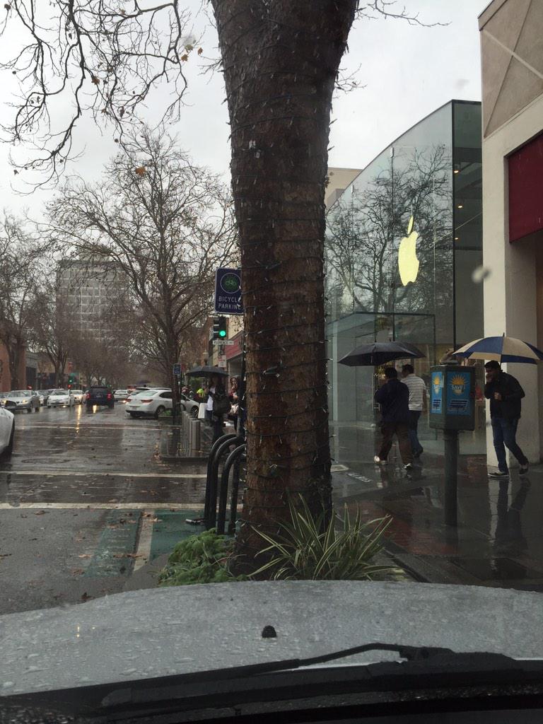 juliechoi's tweet image. Re. Parking: don&apos;t stress and you&apos;ll find a great spot. Also, learn how to #parallelpark. #rockstarparking