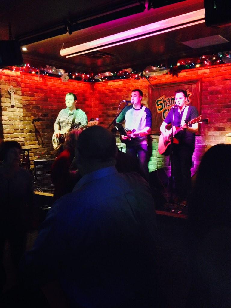 janeymackband's tweet photo. @ShamrockCityPub #ShamrockCityGoulds #JaneyMack http://t.co/2i5jQRxysf