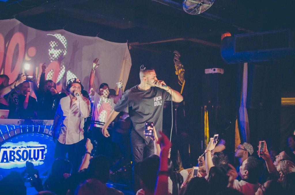 ache7's tweet photo. #YORAD3 📷 x @rMcFly1 x @absolutvodkapr @JoyceSantanaPR @yoAlvaroDiaz @robertitochong @ChillinKillinXX @SkepticMusica http://t.co/I5NBdZTlDH
