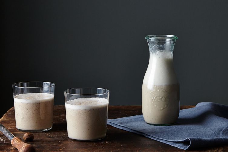 thekitchn's tweet photo. You can, in fact, make vegan eggnog: http://t.co/a8efu1U9yN (via @Food52) http://t.co/FUu18MUzoT