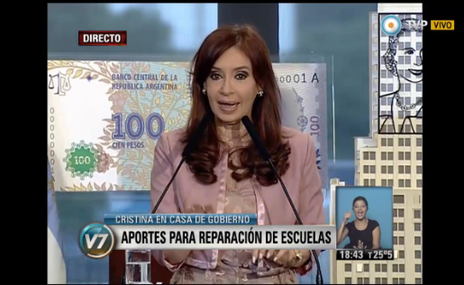 TV_Publica's tweet photo. [AHORA] #Visión7 - @CFKArgentina: "Quiero felicitar a @RacingClub por el campeonato" | http://t.co/GYiXqRNaZC http://t.co/u52AE8GaSv