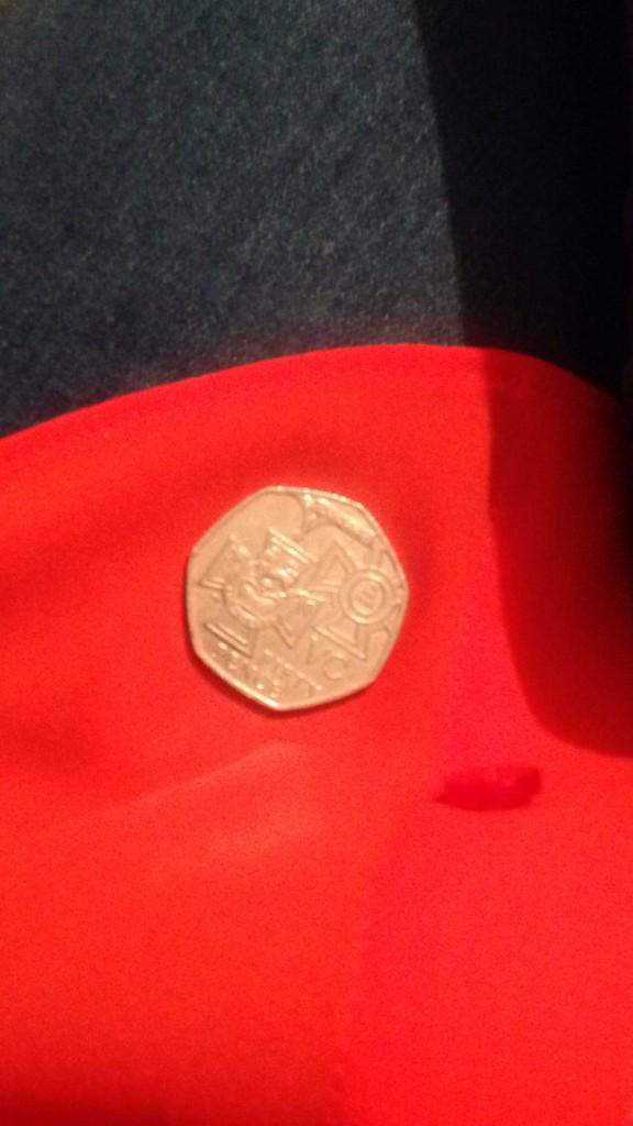 zooeella_'s tweet image. @amysteryamy has my wee chicken Dennis got this one need to know before I spend it #itakethisserious