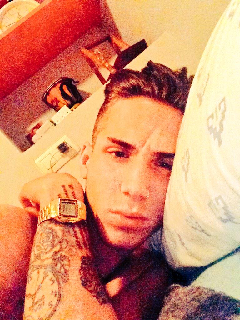 jotasanchez13's tweet photo. Buenas noches gorda 💗@salo_tg04 http://t.co/MfrT1yLUIf