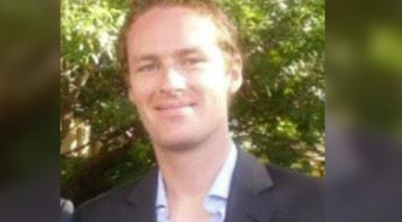Tori Johnson was manager of the cafe. Died a hero, tried to knock gun out of Man Monis’ hand. #SydneySiege #9News