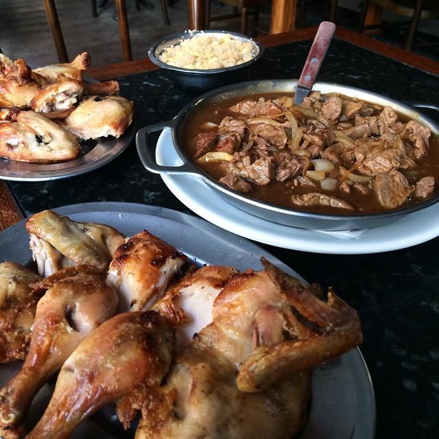 instaipanema's tweet image. Got it all in my tummy ✌️ #munchiemode by emimeow_ ift.tt/1uRpsom