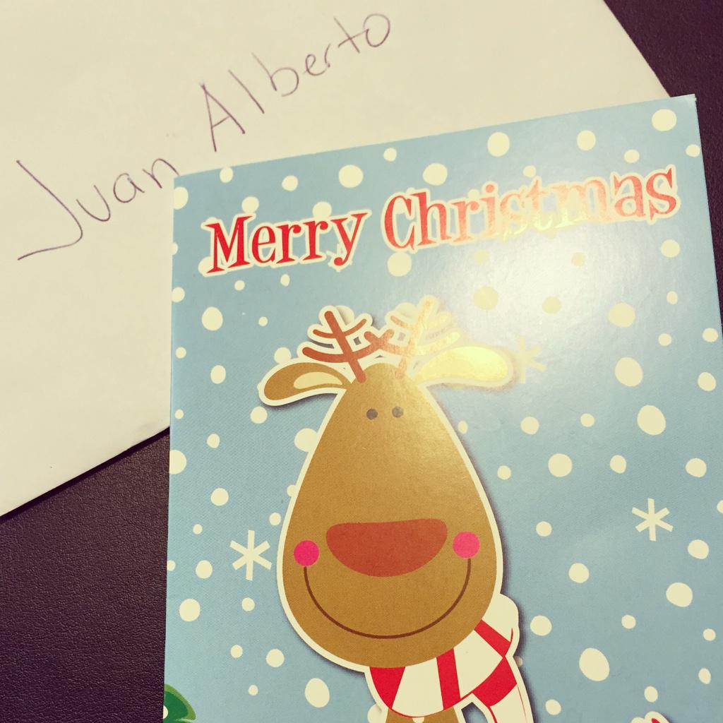 SoyJuanAlberto's tweet photo. Gracias por el detallazo amiga @VDELROSAL #Navidad #Posadas2014 #regalo http://t.co/o1lR1VBrfg