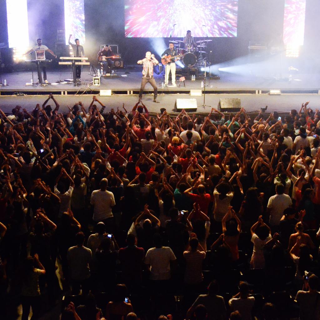 CaAlves_S2's tweet photo. #Flames2014 @FlamesBrasil @dawidhalves @cordemargarida @homemvoador @coresom http://t.co/PR8Wgq9193