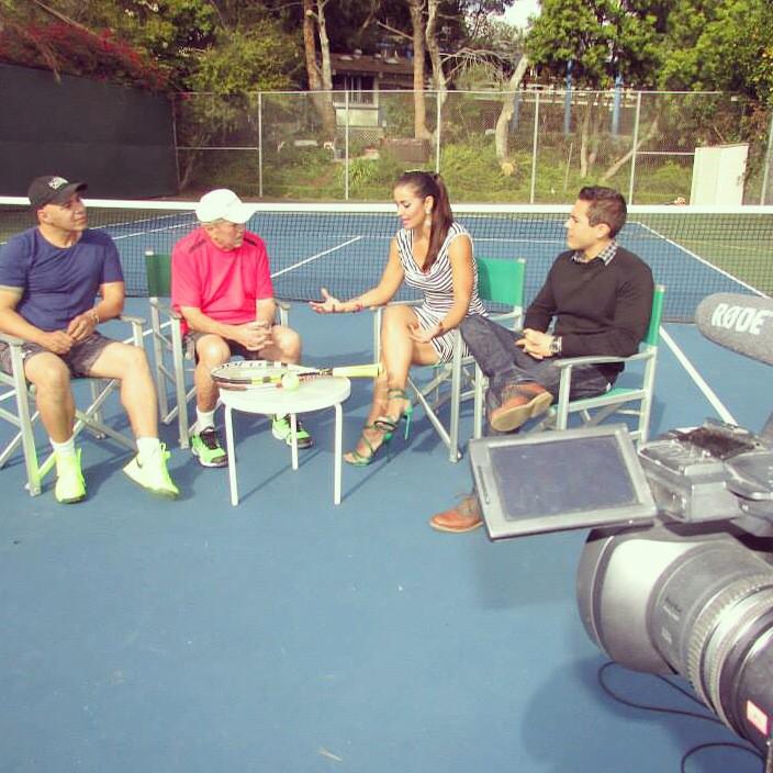juliachaidez's tweet photo. #amazing interview w/ #michaelpreece @fusdad and @CLASSICRICHID @EyeOnFitnessTV #fitness #health #fitnessmotivation http://t.co/JB2yKI0ySt