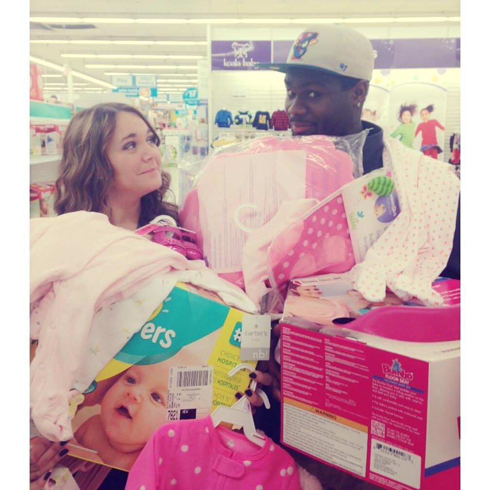 Trapaachino's tweet photo. It's a Girl👶🎀 Introducing Liliana Marie WillIams! http://t.co/Y2TWwmGTaW