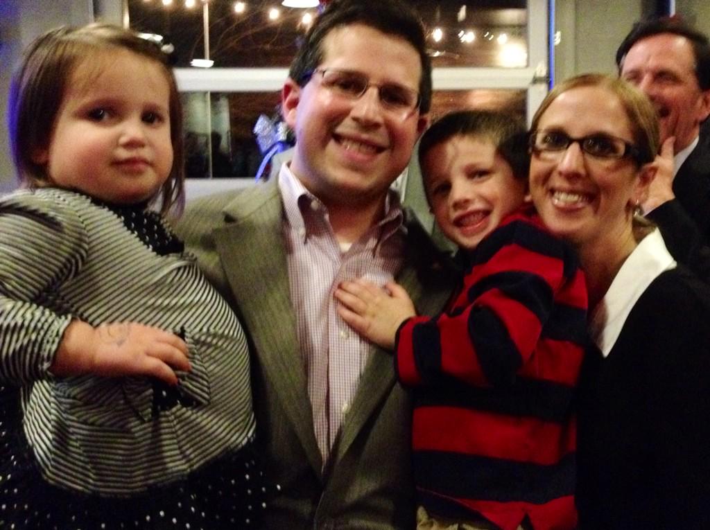 WendyRothstein's tweet photo. @jasonsalus I was honored to support you as a patron tonight.  You have a good looking family. http://t.co/AOVvGdIZjD