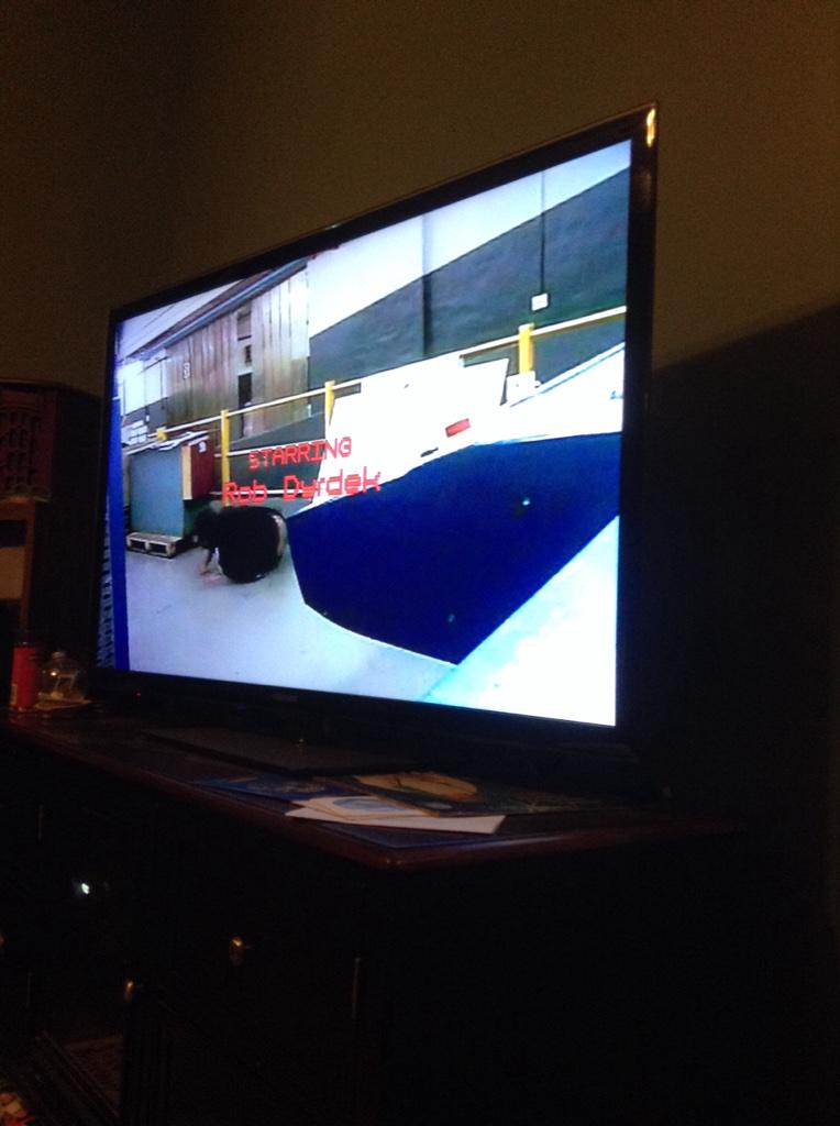 DanilovesLuke20's tweet image. #pigsdontfly #Ridiculousness