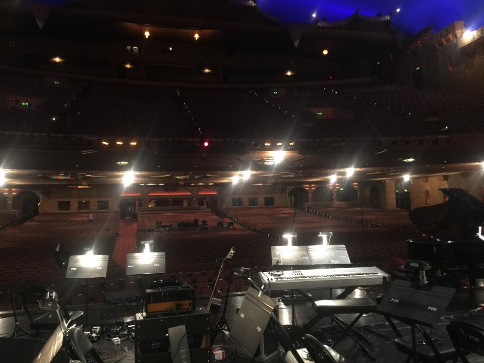 TripletLight's tweet image. How not to light your stands