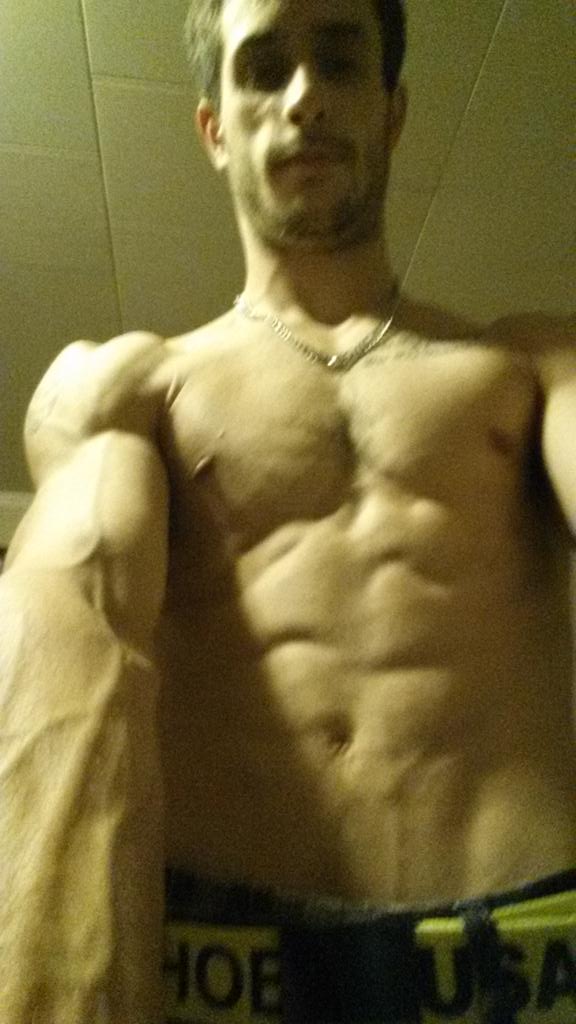 P_Hopkins1990's tweet image. #Whattowin