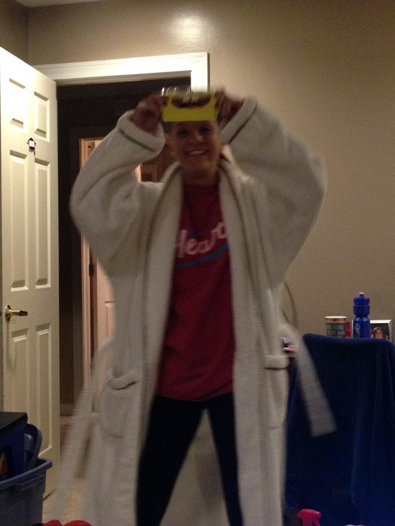 hunter_smith73's tweet photo. Uhhh hi @sydneyy_smithh http://t.co/Vjn6WFSXmt